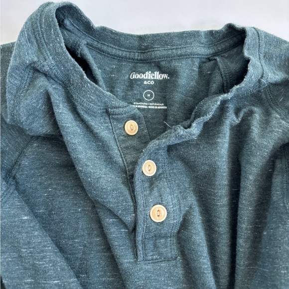 Goodfellow Green Henley Men’s Green Medium - Picture 3 of 3
